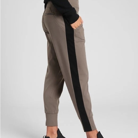 Athleta Venice Velvet Stripe Jogger Pant Coffee House - Picture 1 of 9